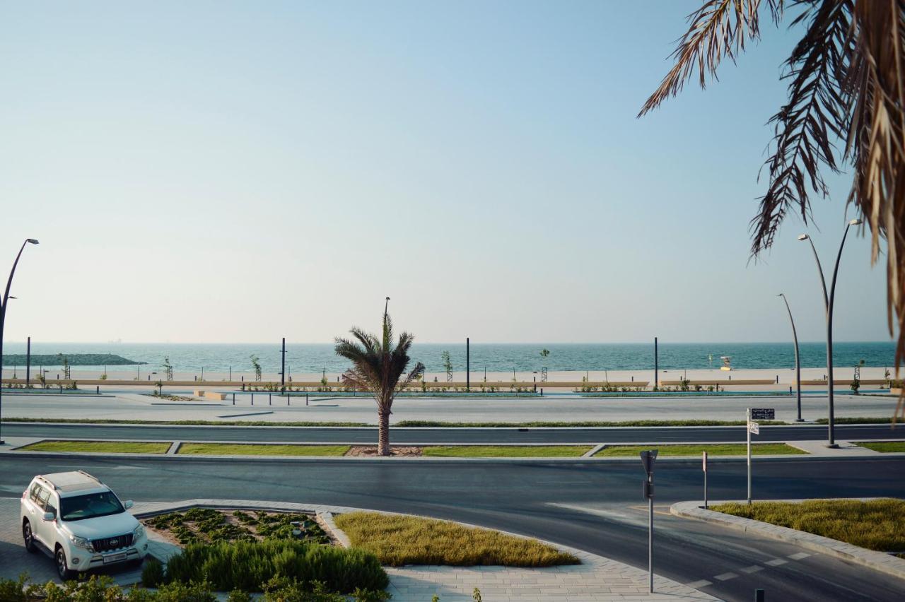 Al Corniche Hotel Sharjah Bagian luar foto