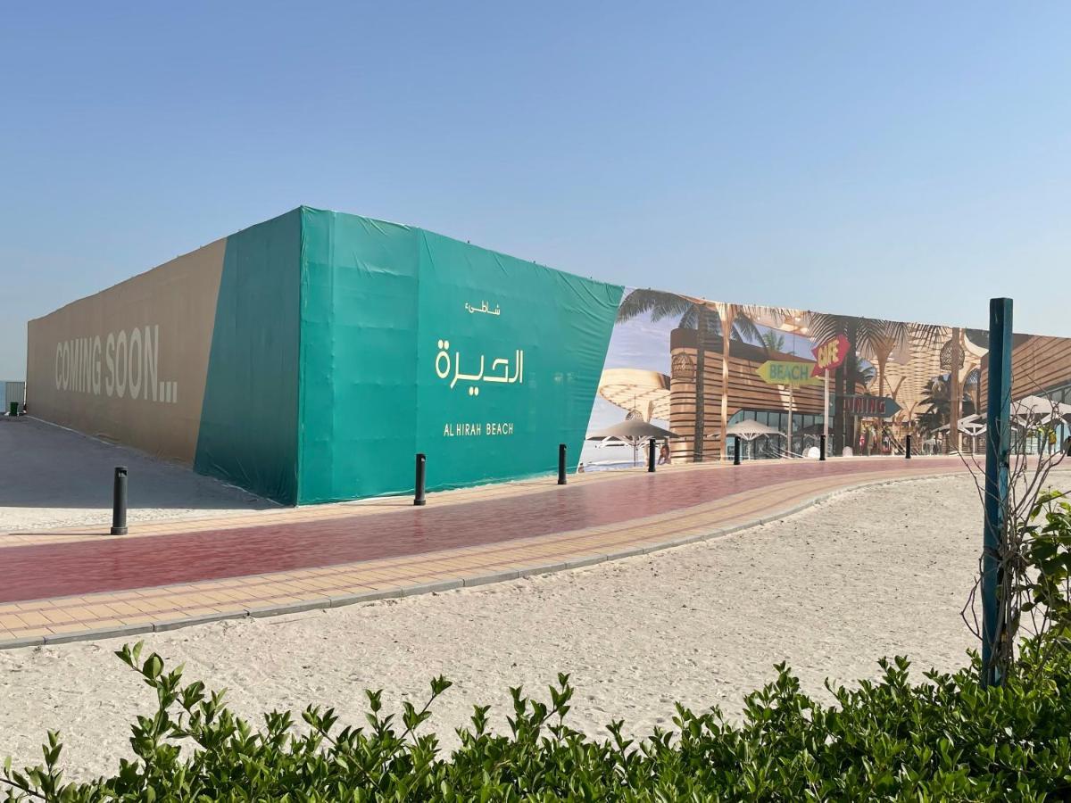 Al Corniche Hotel Sharjah Bagian luar foto