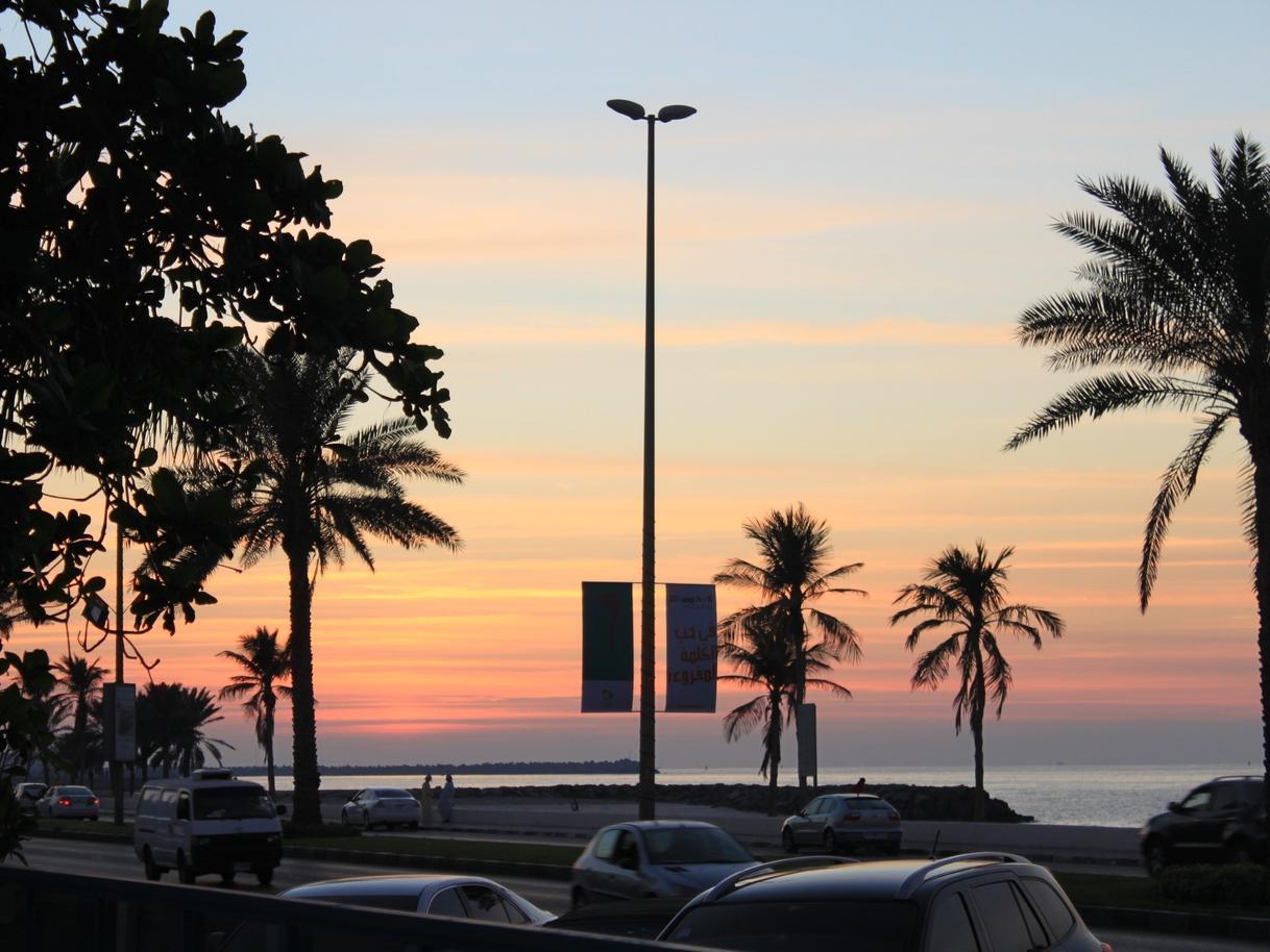Al Corniche Hotel Sharjah Bagian luar foto