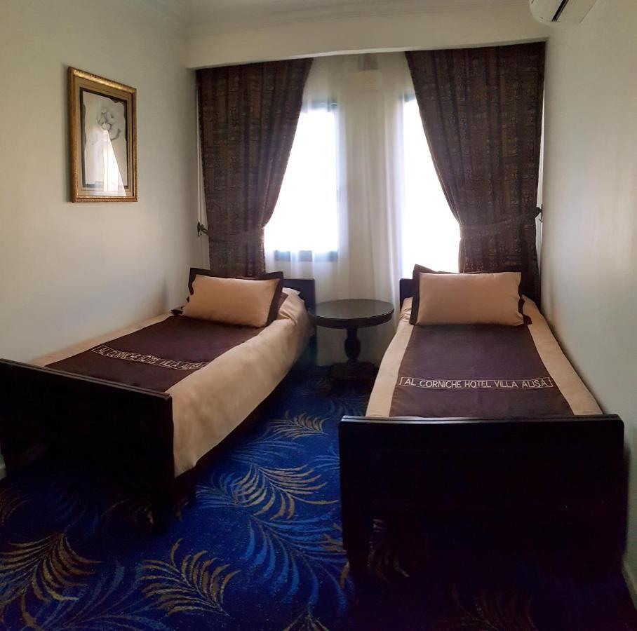 Al Corniche Hotel Sharjah Bagian luar foto